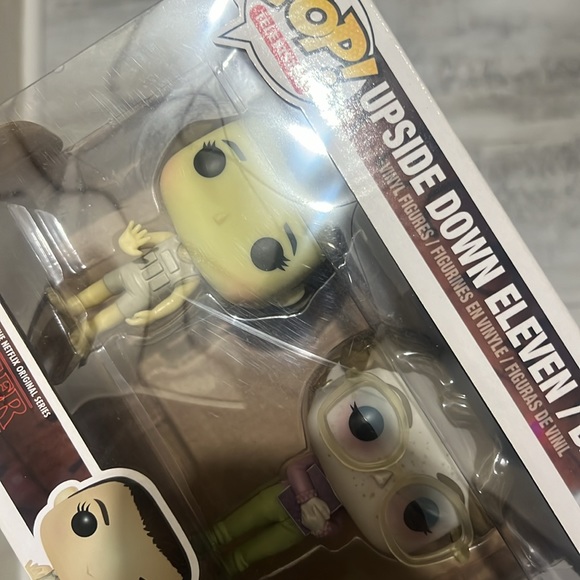 Funko Pop! Stranger Things Upside Down Eleven Barb - Picture 9 of 9